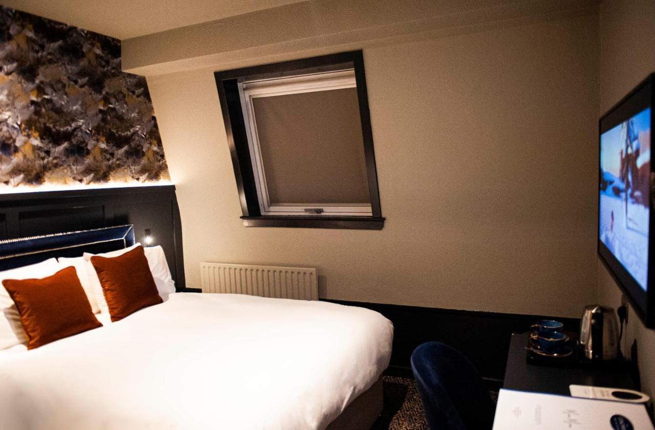 The Coachman Hotel Kilsyth Eksteriør bilde