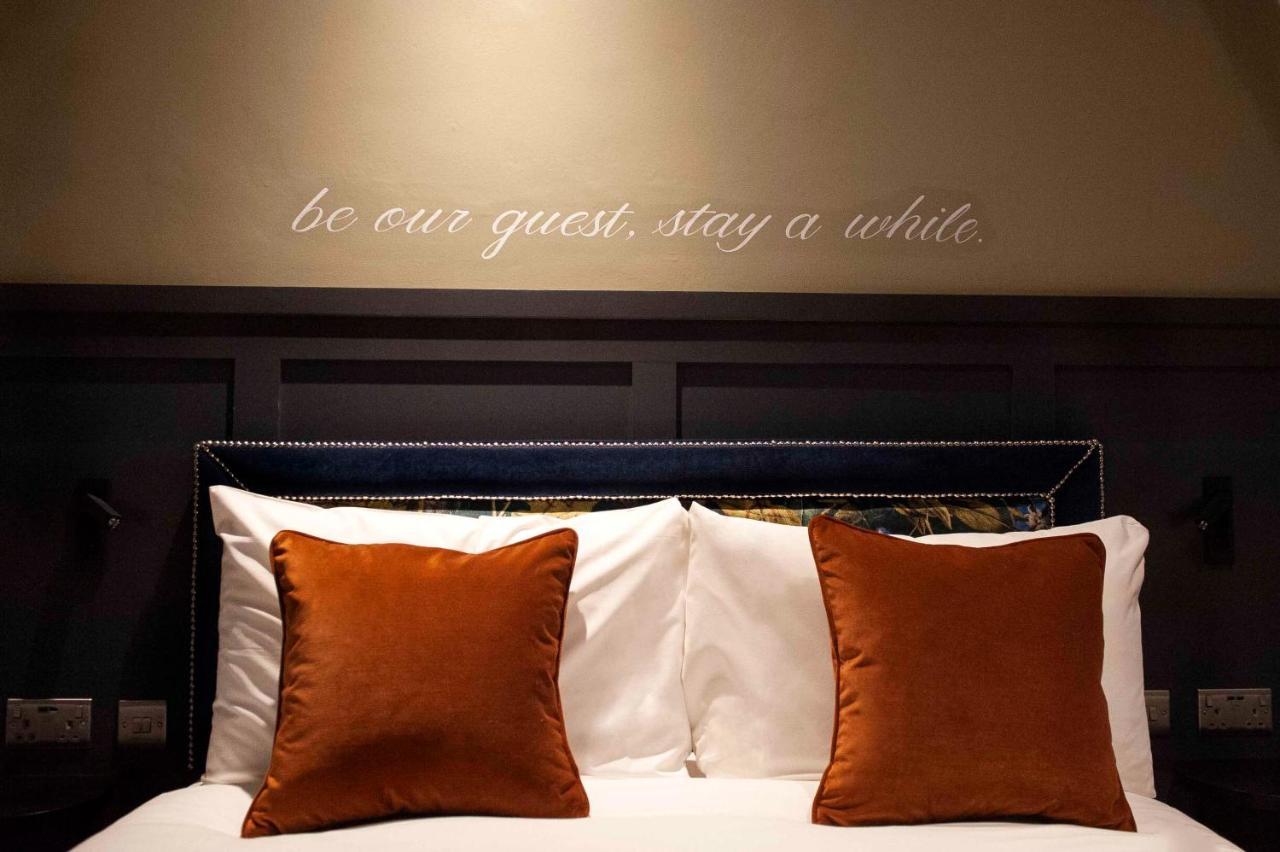 The Coachman Hotel Kilsyth Eksteriør bilde