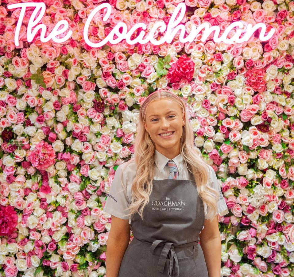 The Coachman Hotel Kilsyth Eksteriør bilde